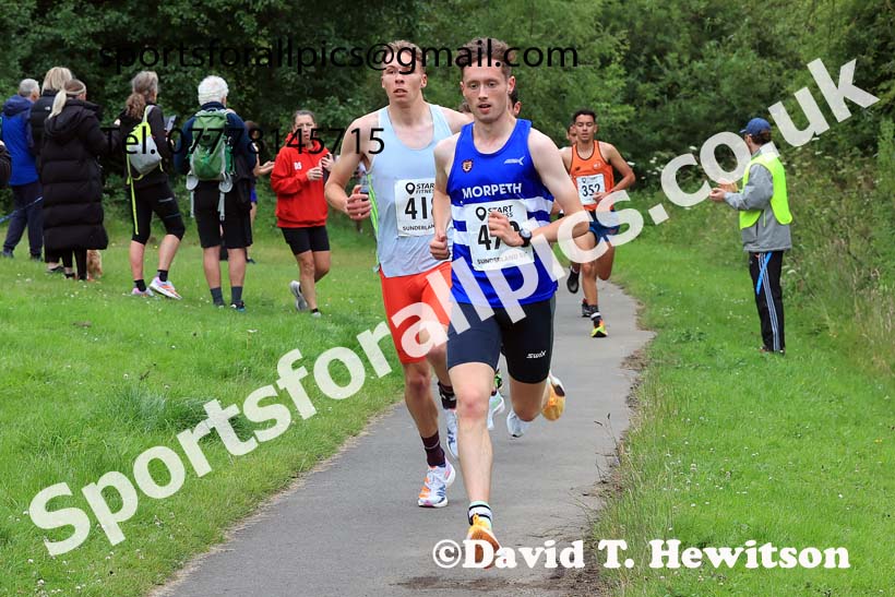 Senior men, 2024 Sunderland Harriers 5k, Silksworth, Sunderland.  Photo: David T. Hewitson/Sports for All Pics